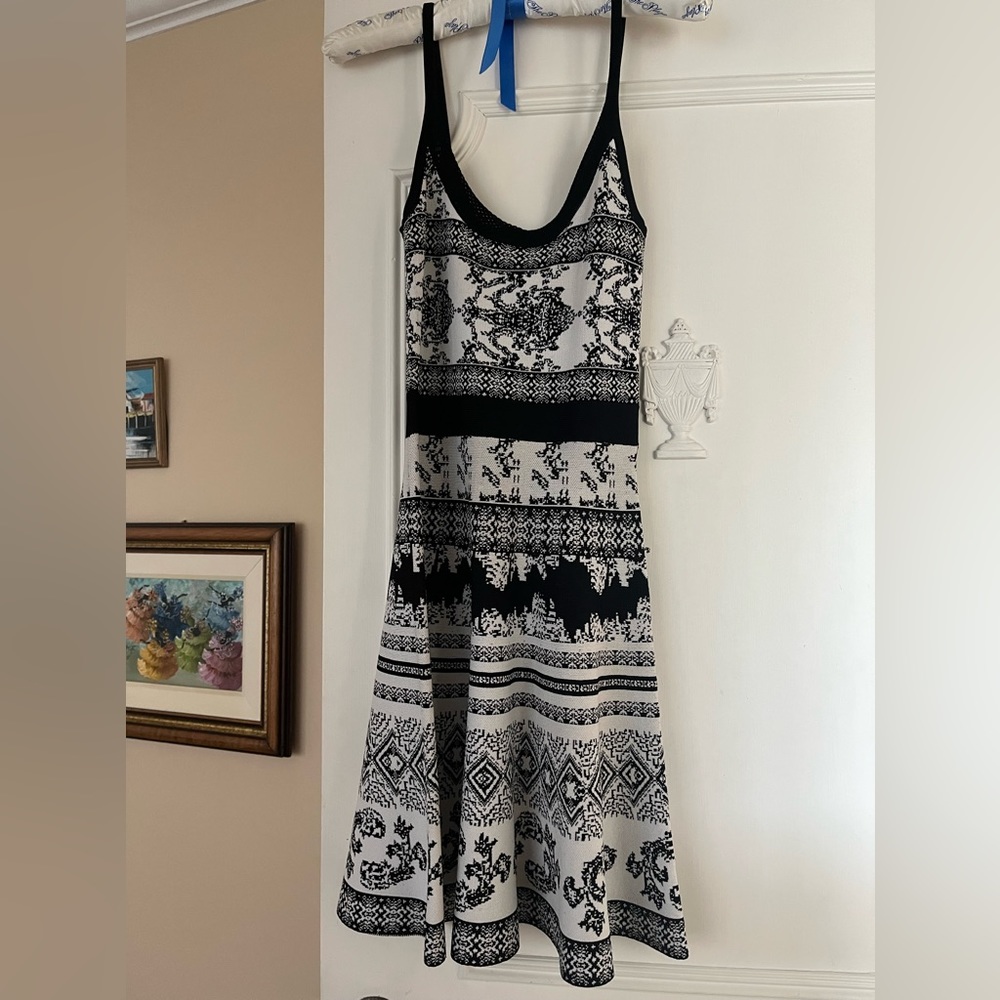 Bebe dress
